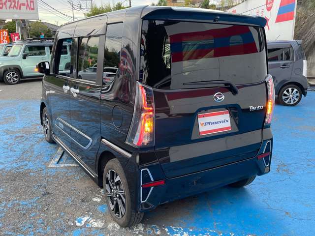 最終モデル　特別仕様車　純正8インチSDナビ　バックカメラ　フルセグ　DVD　BT　ドラレコ　ETC　両側電動扉　左右シートヒーター＆シートバックテーブル　専用ハーフレザーシート　オートリトラミラー