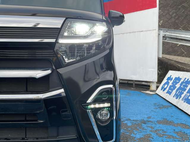 最終モデル　特別仕様車　純正8インチSDナビ　バックカメラ　フルセグ　DVD　BT　ドラレコ　ETC　両側電動扉　左右シートヒーター＆シートバックテーブル　専用ハーフレザーシート　オートリトラミラー