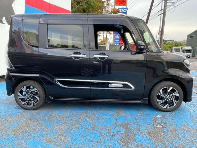 最終モデル　特別仕様車　純正8インチSDナビ　バックカメラ　フルセグ　DVD　BT　ドラレコ　ETC　両側電動扉　左右シートヒーター＆シートバックテーブル　専用ハーフレザーシート　オートリトラミラー