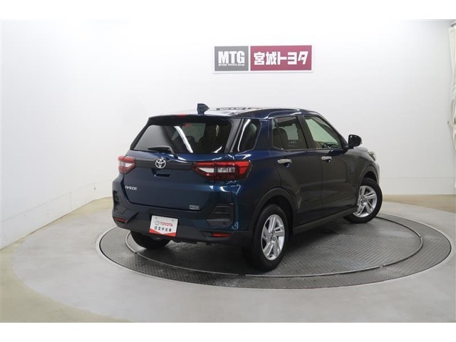 納車前にしっかり点検してお渡ししております。全店舗サービス工場も併設しております。納車後も安心してお任せ下さい。