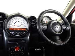 神奈川湘南に根付いて18年グループ在庫200台常備しております！多種多様なラインナップ取り揃えておりますので是非一度ご来店くださいませ。