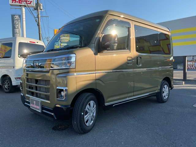 当店は車両総額表示を推進しており、総額は宮城県内登録にて店頭お渡しが条件になります。[遠方のお客様は別途、越境費用や陸送費用が掛かる場合が御座います]