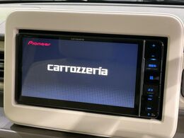 【ナビゲーション】目的地までしっかり案内してくれる使いやすいナビ。Bluetooth接続すればお持ちのスマホやMP3プレイヤーの音楽を再生可能！毎日の運転がさらに楽しくなります！！