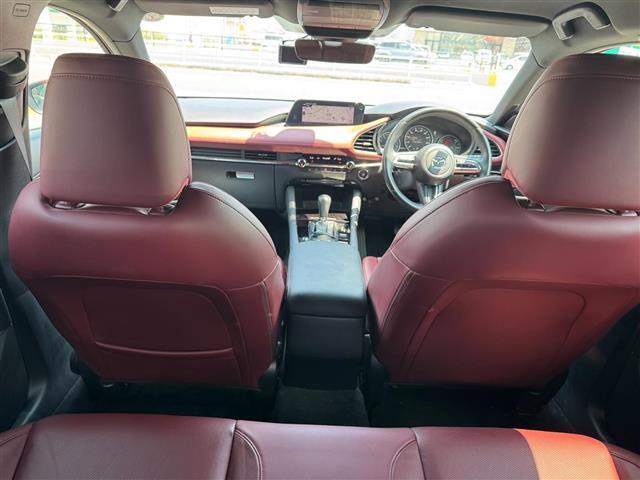 商談ルームにはキッズルームも完備しています☆お子様連れでもゆっくりとお車をお選びいただけます！