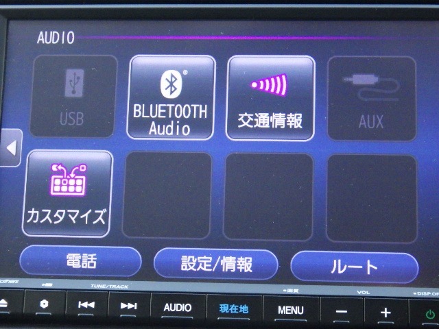ナビゲーションももちろん装備☆多彩な機能で快適ドライブをアシスト☆オーディオ機能も充実していますね☆