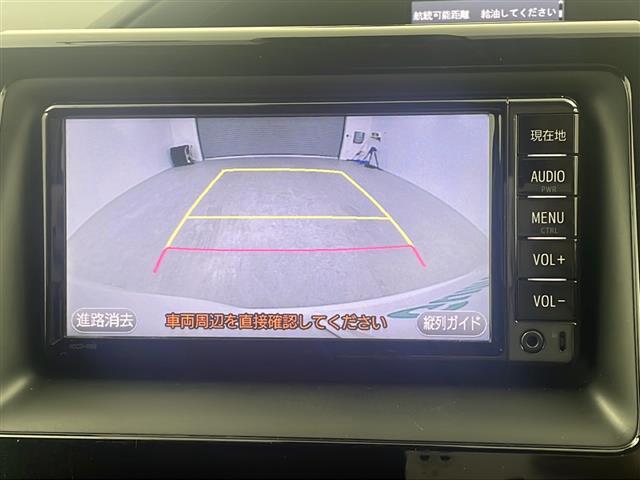 【バックモニター】後ろのカメラの映像をモニターに映し出すことができます！後方の見えない死角や、障害物との距離感をしっかり確認することができます！駐車が苦手な方におすすめです。