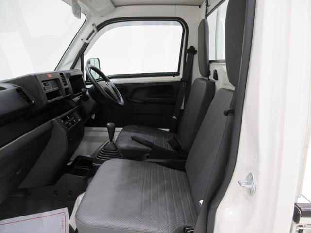 ダイハツディーラーでは「ダイハツ認定中古車」という基準を設け、車選びに詳しくないお客様でも「安心して選べる」をご提供しています。