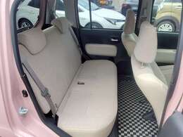 後部座席もしっかりしていてクッション性もあるので乗り心地も柔らかめです！