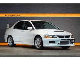 来店の際は事前予約をお願いします。ご予約のない場合、在庫状況によりご案内できかねる場合がございます。