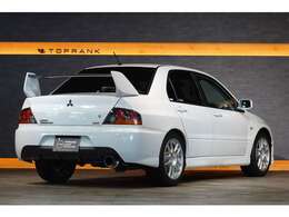 定休日は日曜日と月曜日となっております。事前にご連絡を頂けますと幸いです。（04-7168-0924）