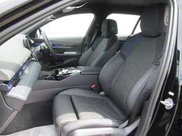 BMW Premiumu Selectionエンジンやトランンスミッション、ブレーキなどの主要部分はご購入後2年間、走行距離に関係なく保証します。万一、修理が必要な場合は工賃まで含め無料で対応致します。