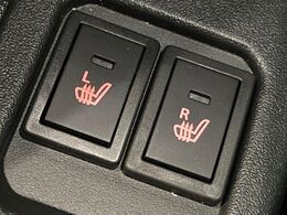 【シートヒーター】寒い日に重宝するシートヒーター！エアコンより早く温まってくれるので寒がりの人も安心ですね♪エアコンの温風は乾燥するから苦手、という方にもをおすすめです。