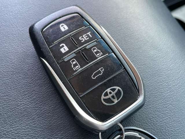 基本プラン安心の全車保証付き！（※部分保証、国産車は納車後3ヶ月、輸入車は納車後1ヶ月の保証期間となります）。その他長期保証(有償)もご用意しております！※長期保証を付帯できる車両には条件がございます