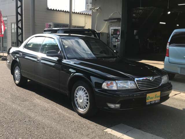 自社工場完備しております。納車後の車検・修理・事故等もおまかせください。安心してお車乗ってください。