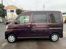 通常のオートローンも使用可。全国販売にも対応いたします。提携陸送会社にてご自宅、またはご希望の場所までお届け致します。指定の納車場所を教えて頂ければ、正確な陸送費用をお見積もり致します。