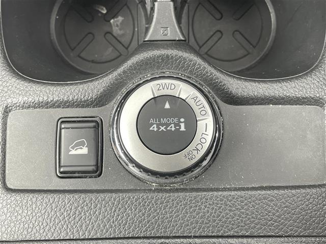 【運転席操作部】快適なドライブを楽しむための機能が装備されています！運転席から触れるので、使いやすいです！除菌プランいれていただくと、さらに清潔で安心していただけます！