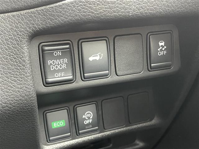 【運転席操作部】快適なドライブを楽しむための機能が装備されています！運転席から触れるので、使いやすいです！除菌プランいれていただくと、さらに清潔で安心していただけます！
