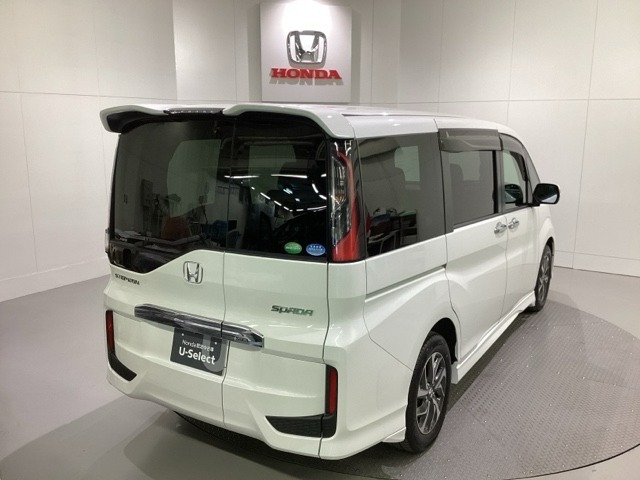 Honda認定中古車 U-Selectは3つの安心をお約束します。　1　Hondaのプロが整備した安心。 2　第三者機関がチェックした安心。　3　購入後もHondaが保証する安心。