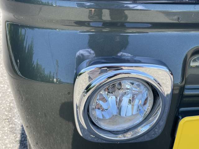 リフトも完備しております！オイル交換・タイヤ交換などお気軽にお立ち寄り下さい！