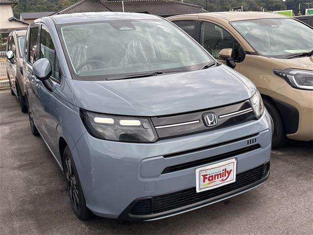 【スタッフの対応が売り】200名以上の個性溢れるスタッフ一同で丁寧な接客を徹底しています！女性スタッフも多数在籍しておりますので、女性の方でも安心！