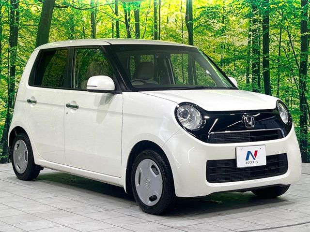 大好評のボディコーティング「弾スプラッシュコート」もご納車までに施工可能。通常のガラスコートと異なる、耐久年数6年の無機質ガラスコーティングが、ボディをキレイな状態に保ってくれます。