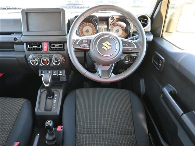 【前席シートヒーター】肌寒い早朝や深夜、クーラーや水遊び等で冷えてしまった身体を温めてくれる快適装備です！