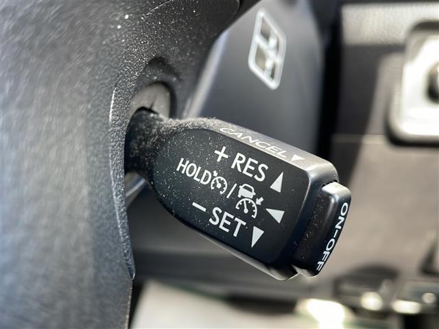 【運転席操作部】快適なドライブを楽しむための機能が装備されています！運転席から触れるので、使いやすいです！除菌プランいれていただくと、さらに清潔で安心していただけます！