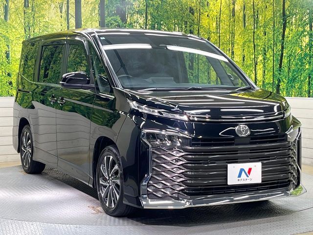 高透明度のガラス皮膜で撥水はもちろん、上質なツヤ・光沢を実現。紫外線や酸性雨から大切な愛車を保護し、色あせ・劣化を防止。「弾スプラッシュコート」、「弾プリミッサコート」からお選びいただけます。