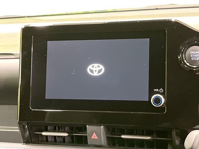 【8インチ　ディスプレイオーディオ】大画面のディスプレイはAppleCarPlayやAndroidAutoが利用可能。大きな画面でスマホナビアプリ等が利用いただけます♪