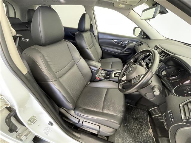 【4人乗り】座り心地が良いシートなので長時間の運転でも快適にお過ごしいただけます。新品のフロアマットのご注文も可能です。掲載箇所以外にご希望の写真がございましたらお気軽にお問い合わせ下さい。