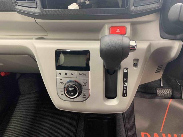群馬ダイハツでは、安心してお乗りいただけるようにすべての車に検査・クリーニングを実施しています。