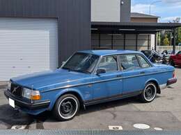 【ライン商談】　お客様のスマートフォンでご自宅に居ながら商談も可能です。当社のラインアカウントをご登録いただきお問い合わせいただければと思います。公式LINE：＠83auto