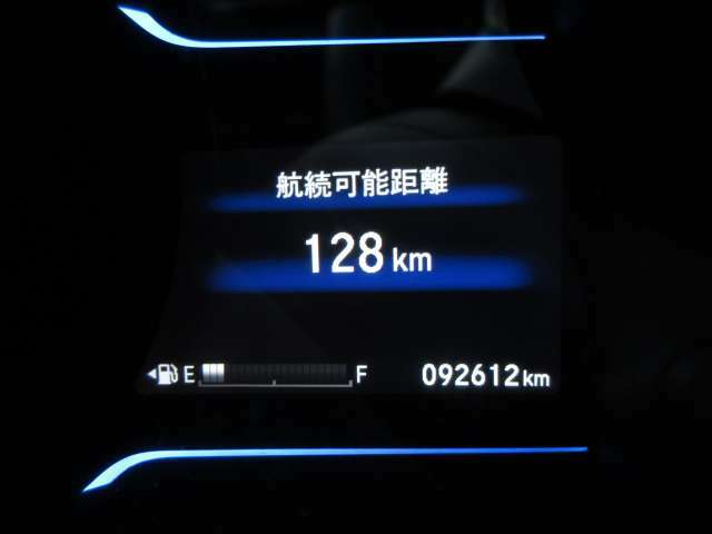 走行距離は、《92612km》となっております。※写真撮影当時の走行距離となっております。ご了承下さませ。