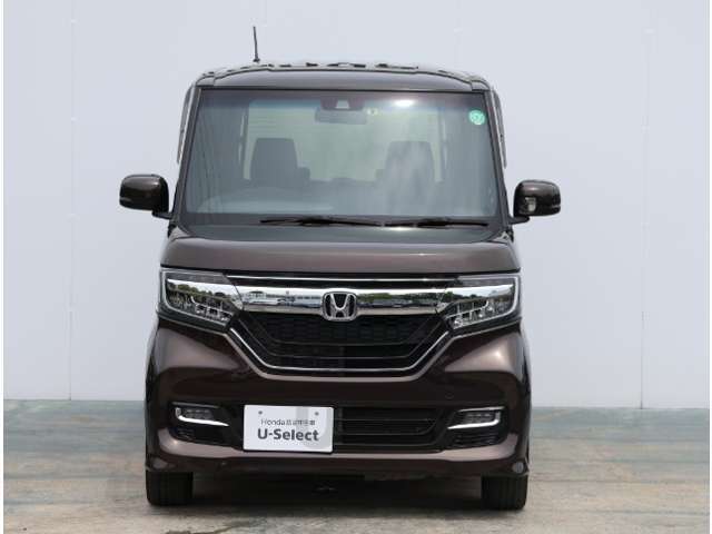 停車時に先行車が発進したことをお知らせしてくれる『先行車発進お知らせ機能』もホンダセンシングの1つです。