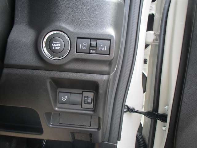 【自動車保険】弊社は、最上級資格大型保険代理店です。任意保険は1年契約が多いですが、当店では3年の長期契約をできる稀な代理店です！詳しくはお問い合わせ下さいませ！