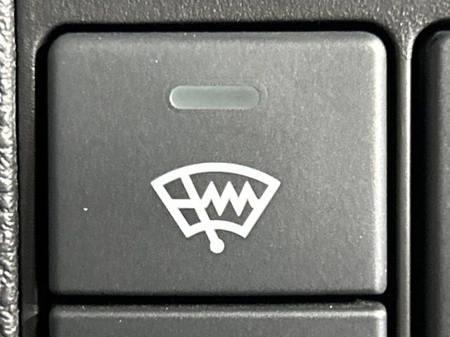 【寒冷地仕様】冬場の冷え込みが厳しい地域や降雪地域にお住いの方はもちろん、スキーやスノボなどウィンタースポーツを楽しみたい方には必須の装備！あるのと無いのでは安心感が違います！