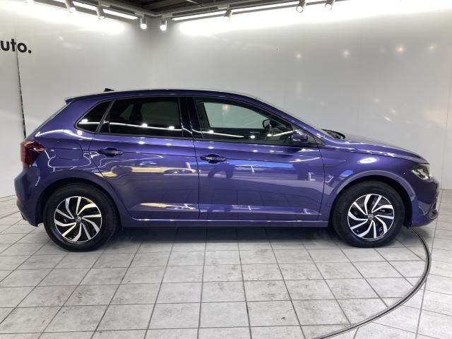 ●Volkswagenを知り尽くしたスペシャリストが隅々まで整備●各モデルの情報がインプットされた専用テスターで過去の細かな不具合を確認。モデルごとや部位ごとに専用スペシャルツールを用いて整備します。