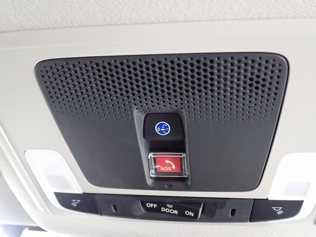 エアバック展開時自動通報や緊急時にボタンひとつで緊急サポートセンターに繋がる『Honda　CONNECT』対応です！詳しくはHondaホームページをご覧ください。