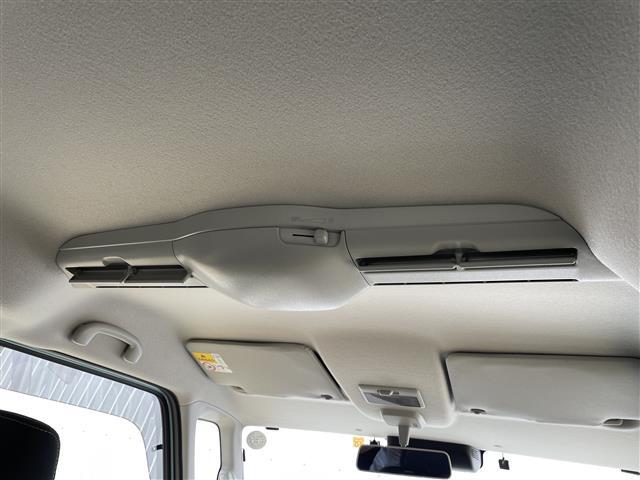 納車前室内クリーニングで綺麗な車内♪内装の見た目はもちろん、除菌・消臭もバッチリ！小さなお子様がいらっしゃるお客様にも大変ご好評いただいております！