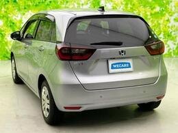 全国に店舗を展開しているのでどこでもお取り寄せが可能です！この車が気になるけど遠方だから・・・と諦める必要はありません！※別途陸送費が必要です。