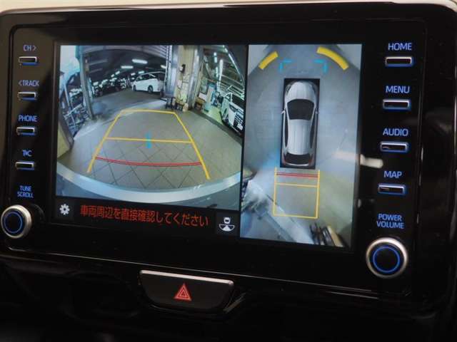バックカメラ、パノラミックビューモニター（全方位モニター）付きなので、駐車が苦手な方でも安心ですね！