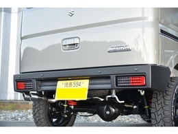 スリムなリヤバンパー！こちらもフロント同様、塗り分け可能です。