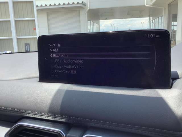 カープレイ・アンドロイドオーディオ対応・USB・Bluetooth・フルセグTVも付いてます