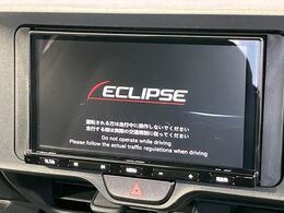 【ナビゲーション】目的地までしっかり案内してくれる使いやすいナビ。Bluetooth接続すればお持ちのスマホやMP3プレイヤーの音楽を再生可能！毎日の運転がさらに楽しくなります！！