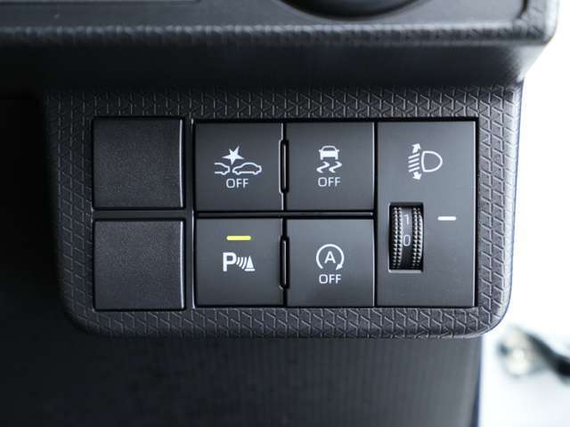 衝突被害軽減ブレーキ等の安全機能も充実しております！