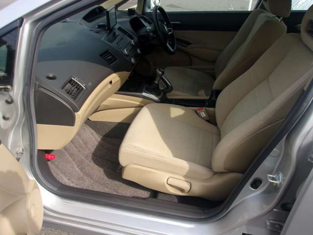 お客様に安心してご購入いただけるよう、走行距離管理システムにて全車メーターをチェック！正常な車両のみ販売しております！