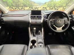 グループ総在庫数約30，000台！！全国の系列店からメーカー・車種問わずご紹介出来るので、あなたにピッタリのお車が見つかるはずです♪まずはお問い合わせ下さい☆