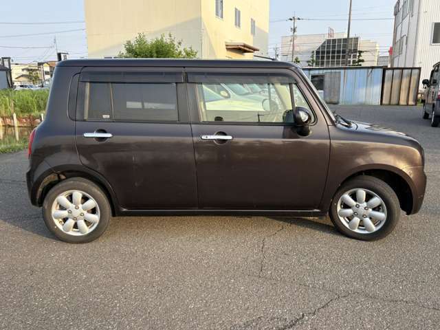 軽自動車～ミニバンまで多彩なラインナップのお客様をお出迎え！ご希望の一台をお探しいたします。