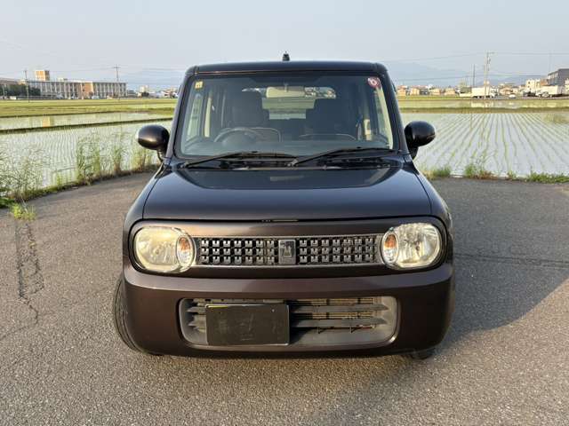 自社整備工場を完備しておりますので、整備・車検・修理などアフターサービスもお任せ下さい。お客様が充実したカーライフをおくれるよう全力でサポートいたします。
