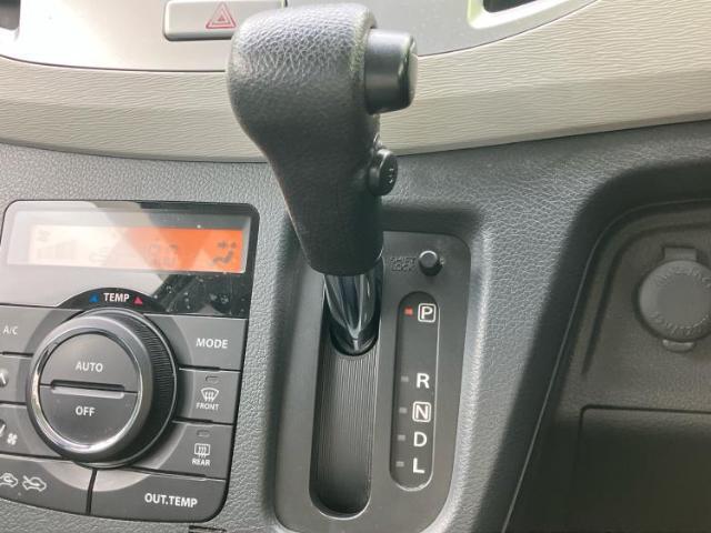 国産車から輸入車まで多様なお客様のニーズのお応えできるように、全国規模で豊富な在庫展開！車のことならWECARSへ！